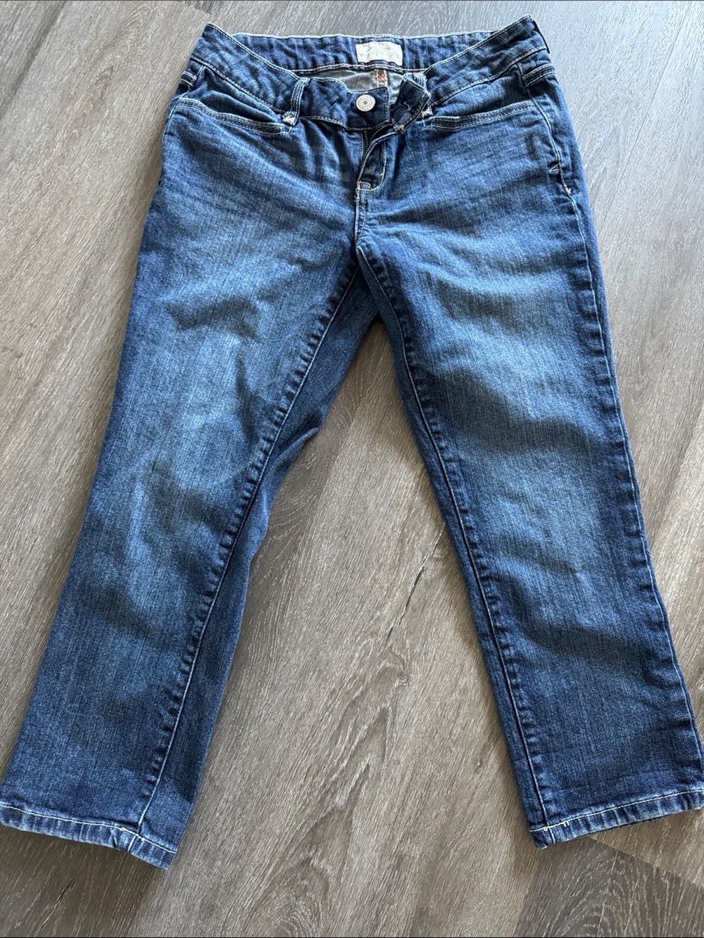 Women’s Blue Denim Jeans capris by Aeropostale size 5/6